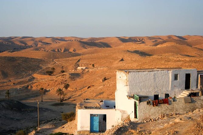 2Days 4x4 safari from Sousse/Hammamet/Tunis, night 100km deep in Sahara desert - How to judge the $435.71 price