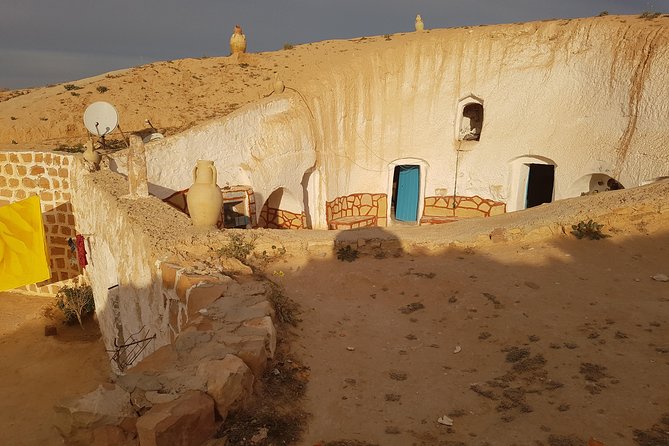 Door of the tunisian desert Ksar Ghilane and Matmata: Full one Day - The 6:00 am departure from Djerba