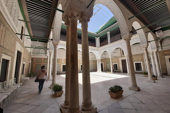 Guided tour in the UNESCO world heritage Medina of Tunis - Slimaniya Madrasa and the medina’s schools
