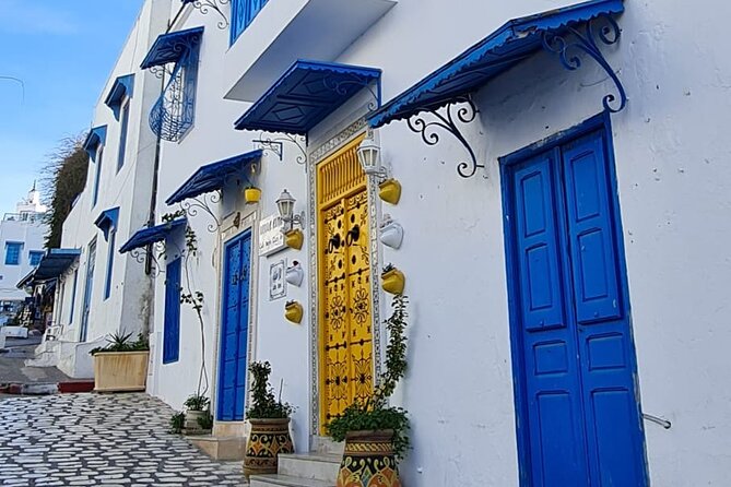 Half a day in Sidi Bousaid from Hammamet - Why Sidi Bou Said makes a worthwhile half day