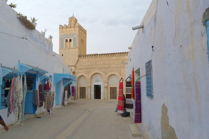 Kairouan and Roman Colosseum El Jem Day Trip from Sousse - Why this route works from Sousse