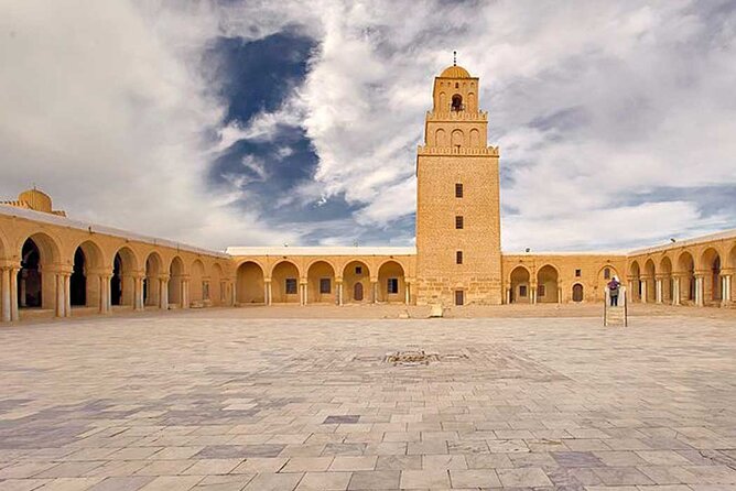 Kairouan and Roman Colosseum El Jem Day Trip from Sousse - Walking through Kairouan’s Medina
