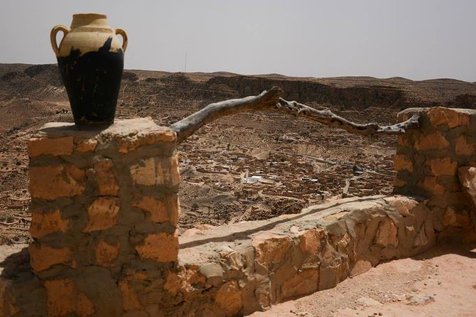 Ksar Ghilane 1 day: The hot spring and the homestay - Lunch, Extra Costs, and the Real Value