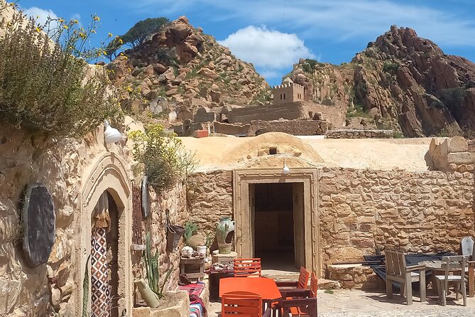 Out of time Berber villages Tekrouna and Zriba Alia - Guides, safety, and the level of explanation