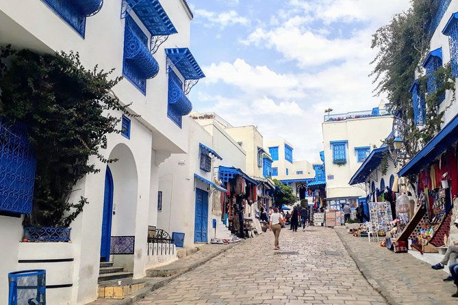 Picturesque Village Of Sidi Bou Said + Tunis Old Medina - Crossing to the Tunis Medina