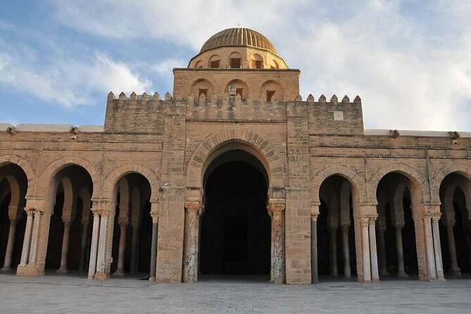 Private and Guided Tour to Kairouan and El Jem and Monastir - Entering El Jem’s 30,000-seat amphitheater