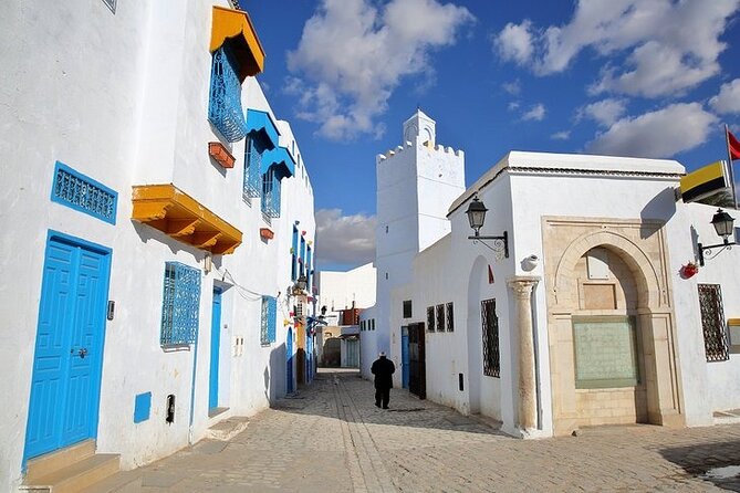 Private Tour to Kairouan, El Jem and Sousse - Sidi Sahbi Mosque and the Barber’s story